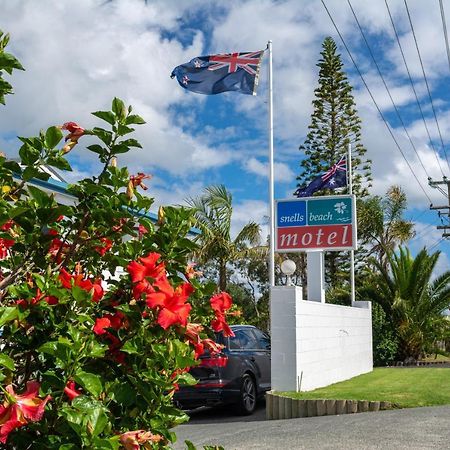 Snells Beach Motel Buitenkant foto