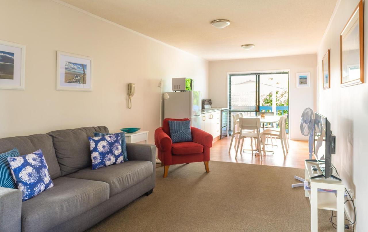 Snells Beach Motel Buitenkant foto