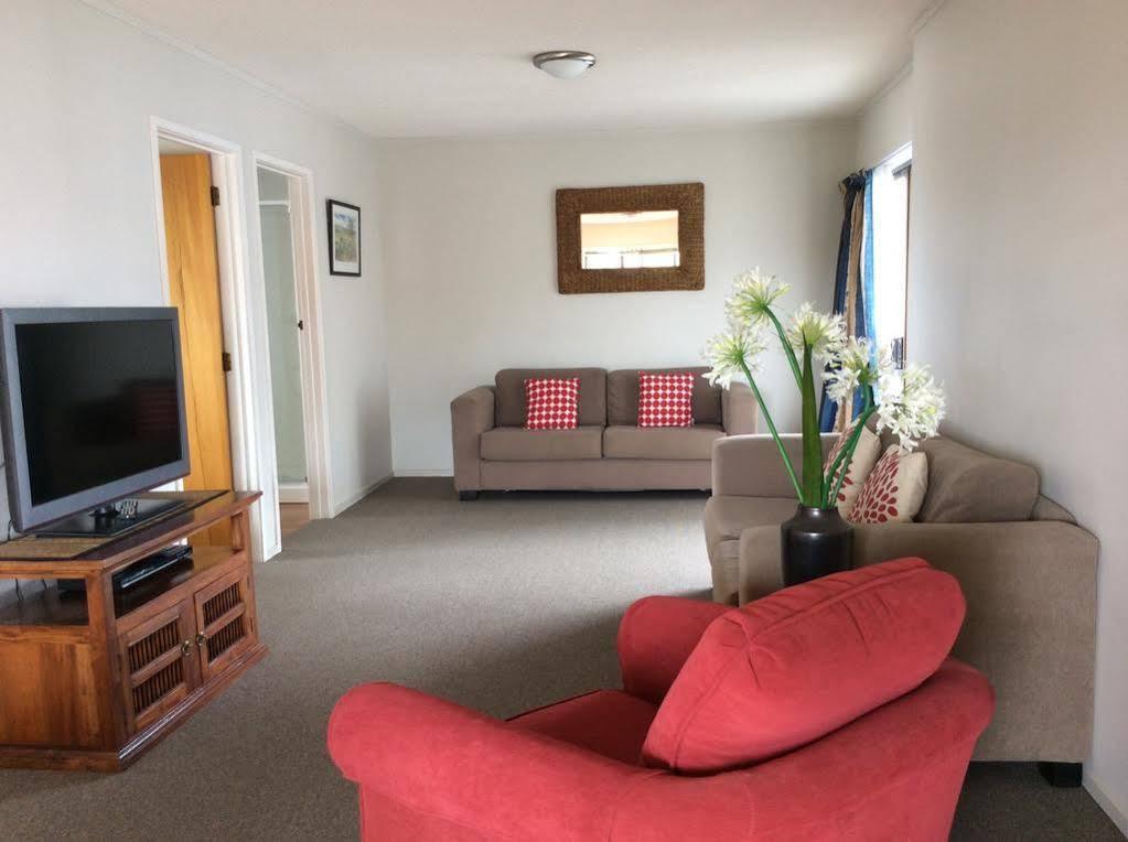 Snells Beach Motel Buitenkant foto